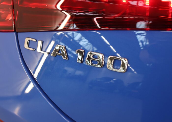 Mercedes-Benz CLA-Klasse 180 Business Solution AMG