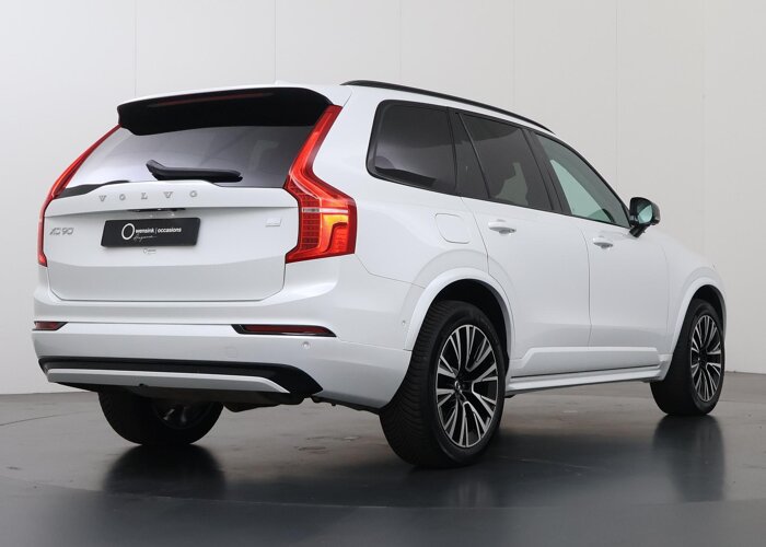 Volvo XC90 2.0 T8 Plug-in hybrid AWD Plus Dark