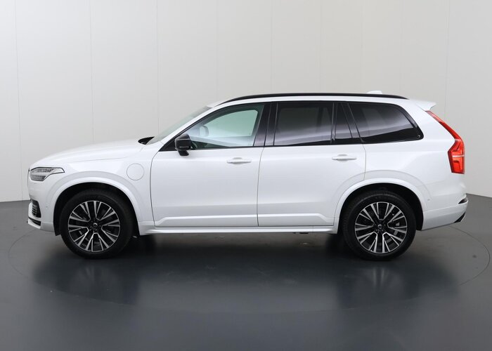 Volvo XC90 2.0 T8 Plug-in hybrid AWD Plus Dark