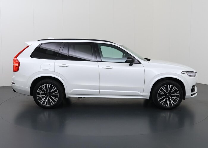 Volvo XC90 2.0 T8 Plug-in hybrid AWD Plus Dark