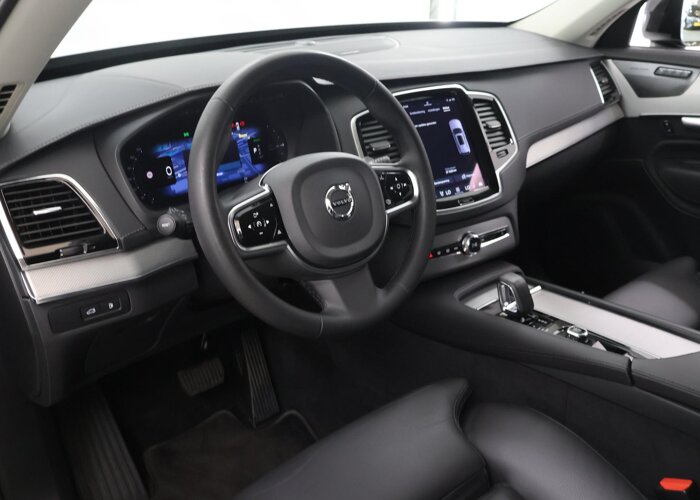 Volvo XC90 2.0 T8 Plug-in hybrid AWD Plus Dark