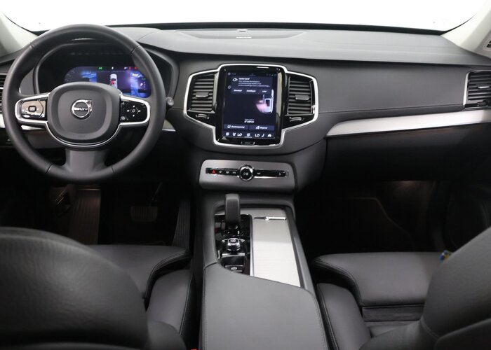 Volvo XC90 2.0 T8 Plug-in hybrid AWD Plus Dark