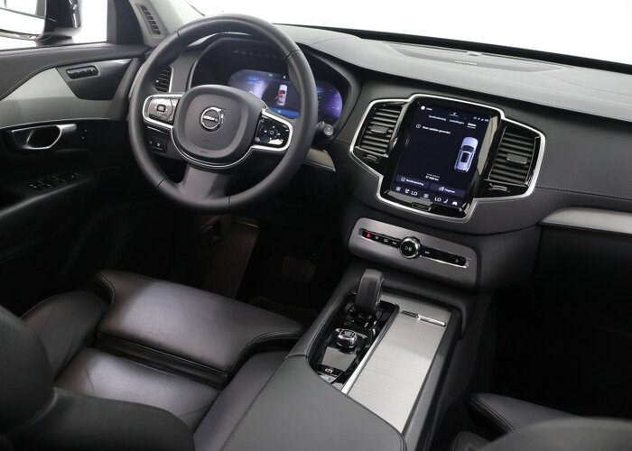 Volvo XC90 2.0 T8 Plug-in hybrid AWD Plus Dark