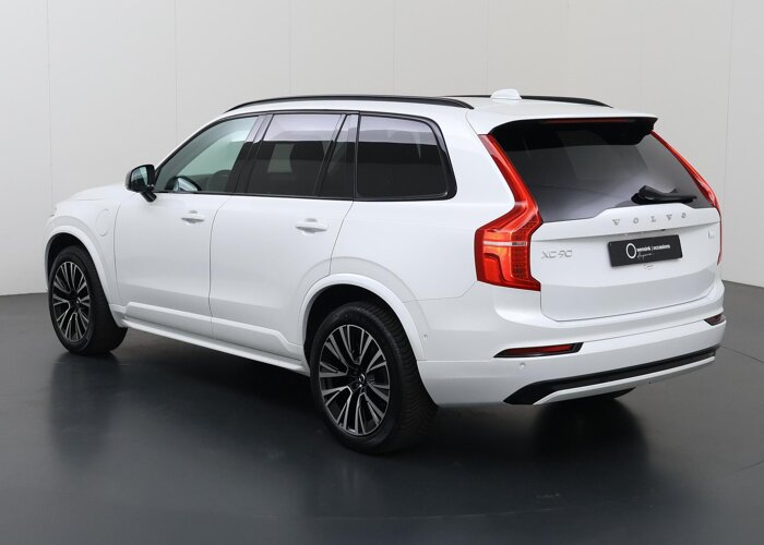 Volvo XC90 2.0 T8 Plug-in hybrid AWD Plus Dark