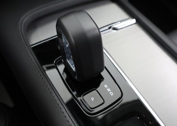 Volvo XC90 2.0 T8 Plug-in hybrid AWD Plus Dark