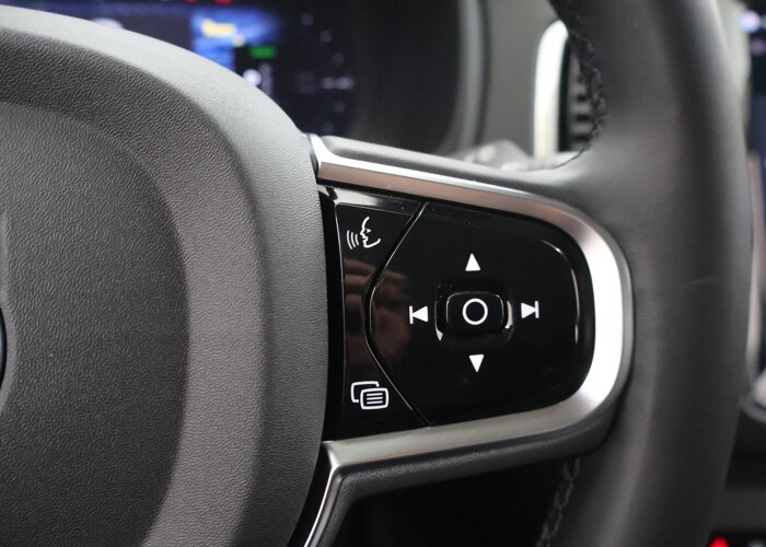 Volvo XC90 2.0 T8 Plug-in hybrid AWD Plus Dark