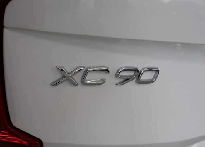 Volvo XC90 2.0 T8 Plug-in hybrid AWD Plus Dark