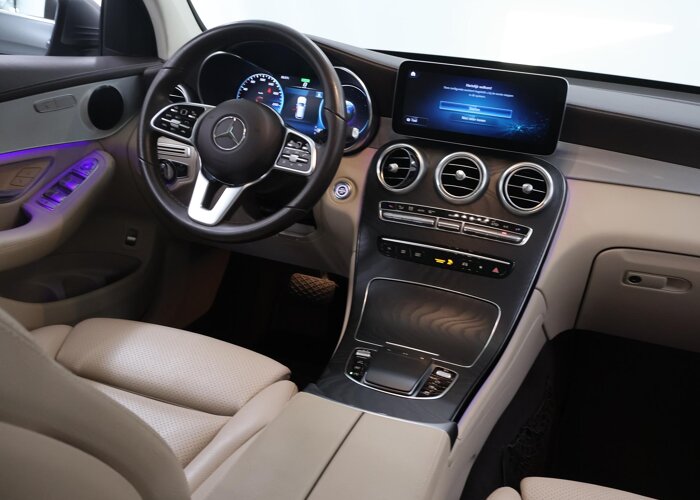 Mercedes-Benz GLC 200 Business Solution AMG