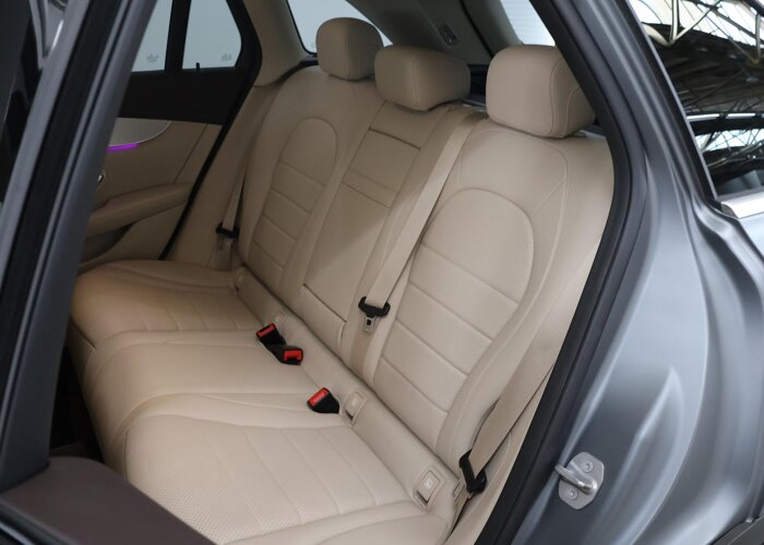 Mercedes-Benz GLC 200 Business Solution AMG