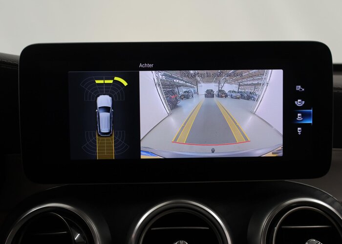 Mercedes-Benz GLC 200 Business Solution AMG