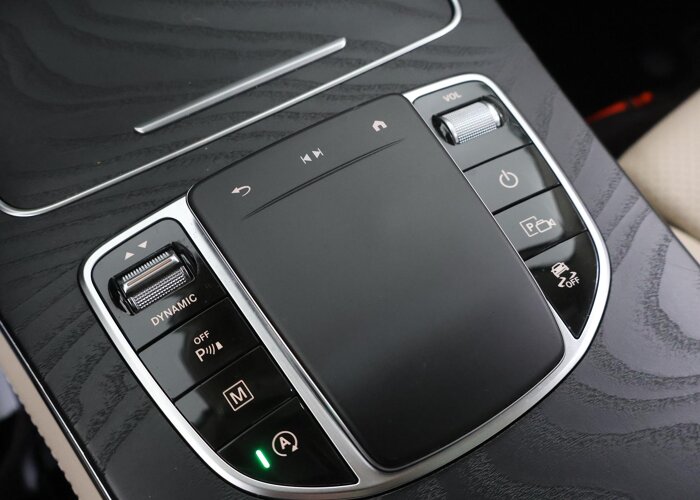 Mercedes-Benz GLC 200 Business Solution AMG