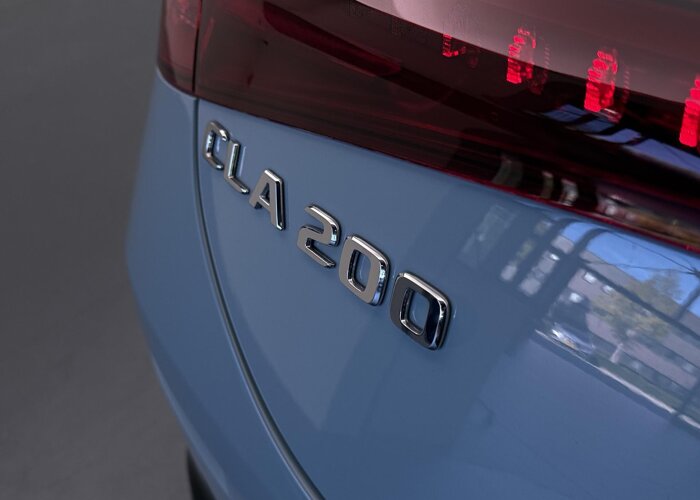 Mercedes-Benz CLA-Klasse 200 AMG Line Business Solution AMG