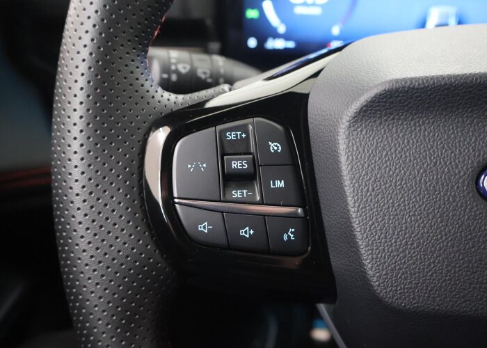 Ford Puma 1.0 EcoBoost Hybrid ST-Line X