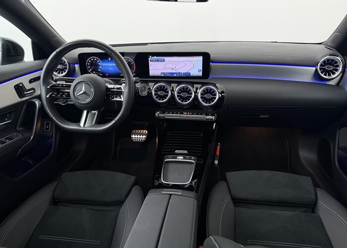 Mercedes-Benz CLA-Klasse 180 Business Solution AMG