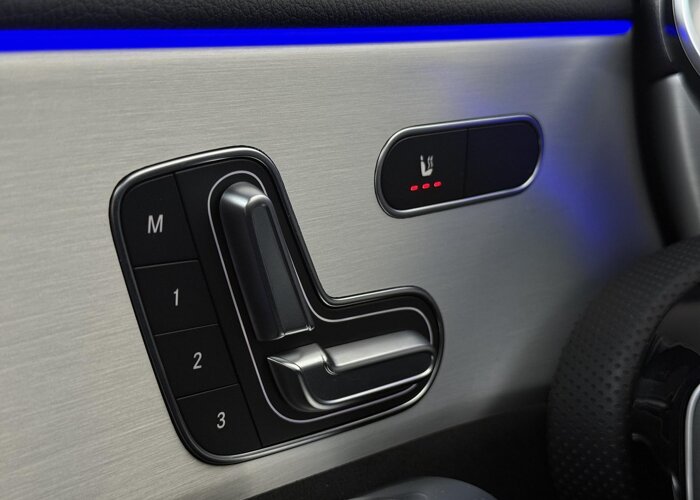 Mercedes-Benz CLA-Klasse 180 Business Solution AMG