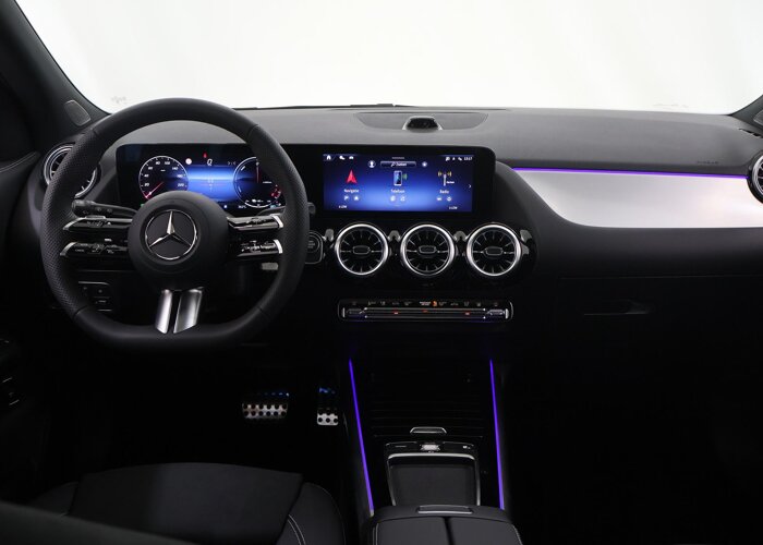 Mercedes-Benz GLA 250e 140 Years Edition