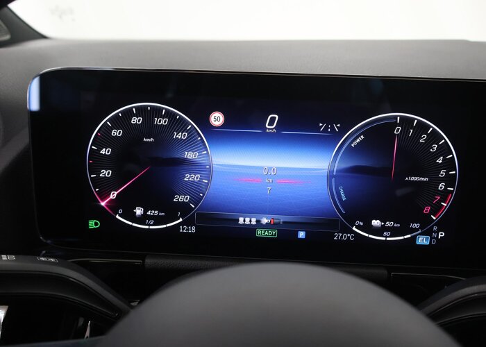 Mercedes-Benz GLA 250e 140 Years Edition