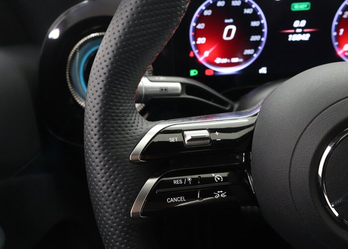 Mercedes-Benz CLA-Klasse 180 Business Solution AMG
