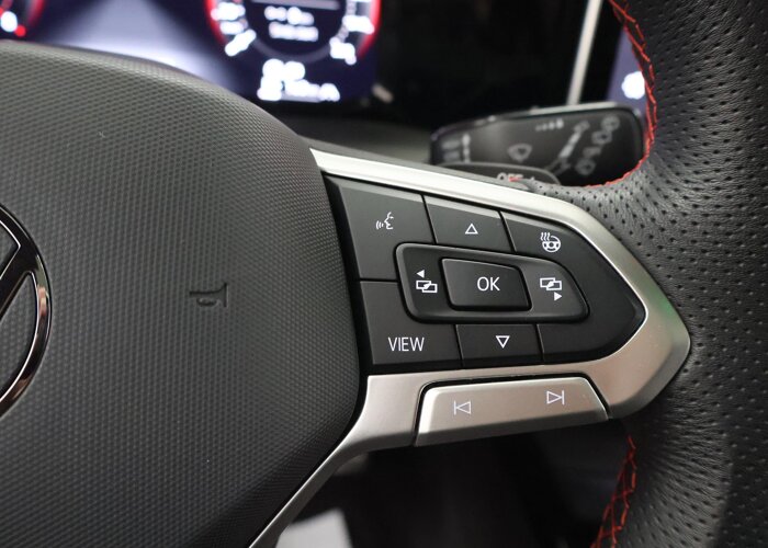 Volkswagen Golf 2.0 TSI GTI