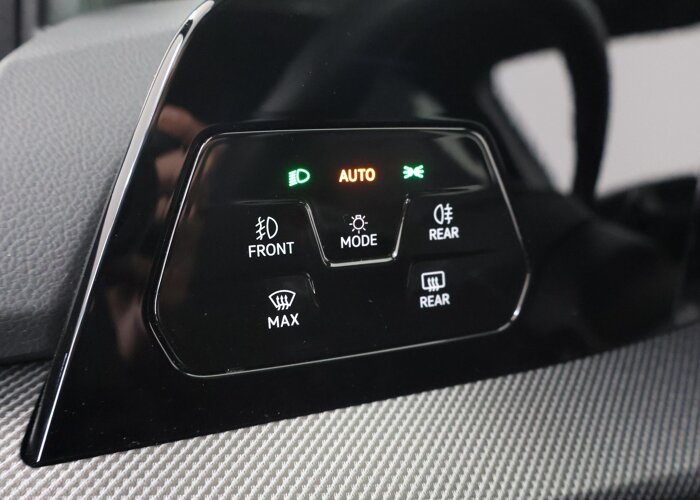Volkswagen Golf 2.0 TSI GTI