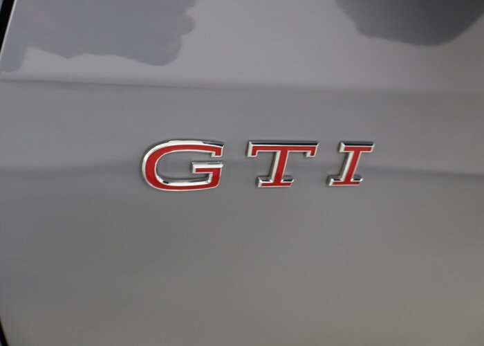 Volkswagen Golf 2.0 TSI GTI
