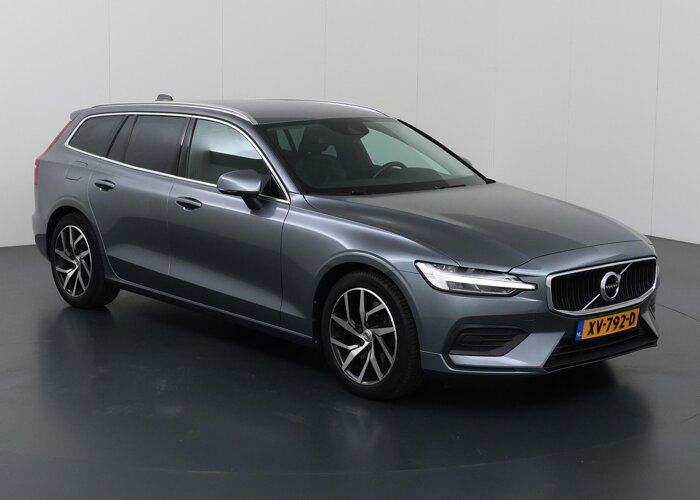 Volvo V60 2.0 T5 Momentum Pro
