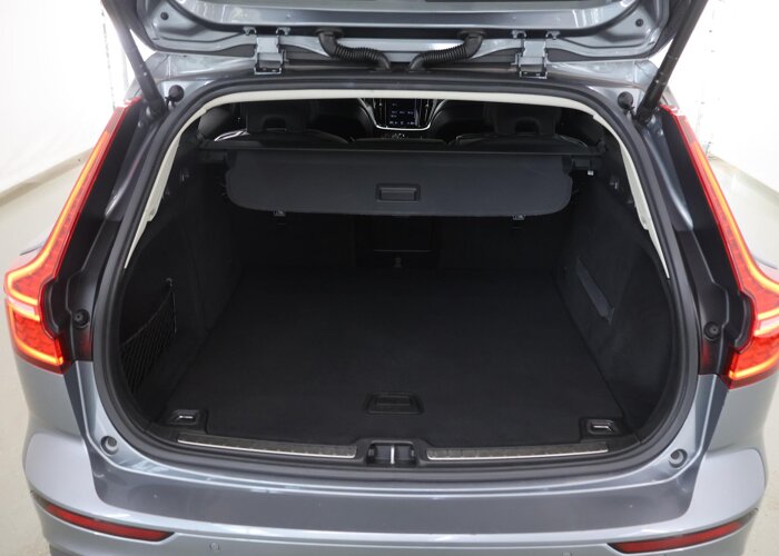 Volvo V60 2.0 T5 Momentum Pro