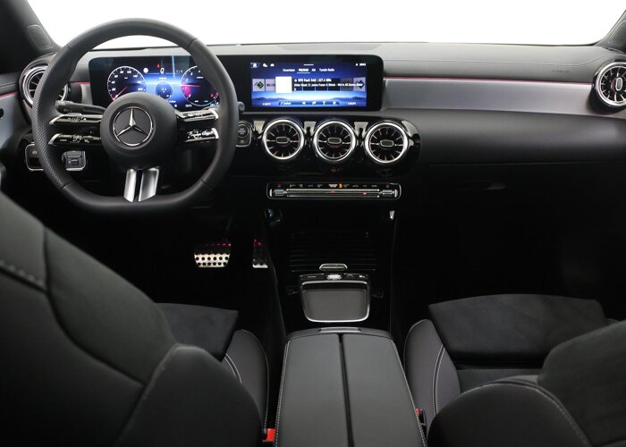 Mercedes-Benz CLA-Klasse 180 Business Solution AMG