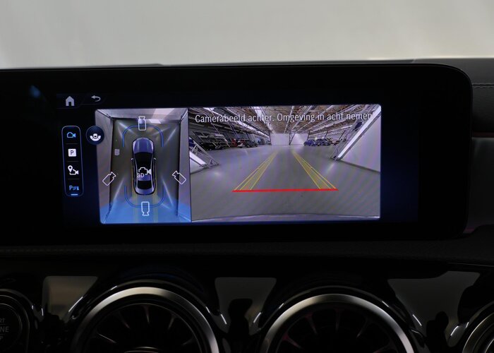 Mercedes-Benz CLA-Klasse 180 Business Solution AMG