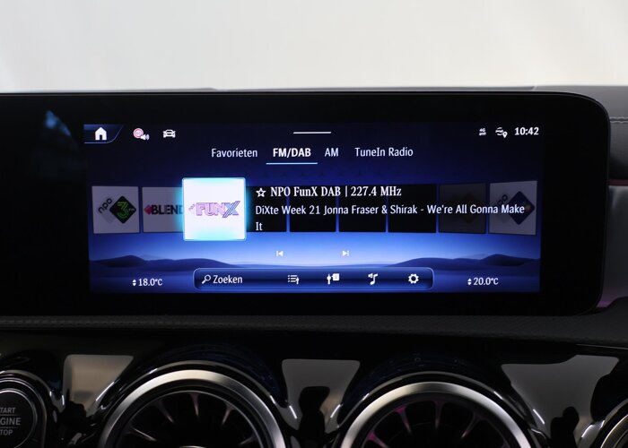 Mercedes-Benz CLA-Klasse 180 Business Solution AMG
