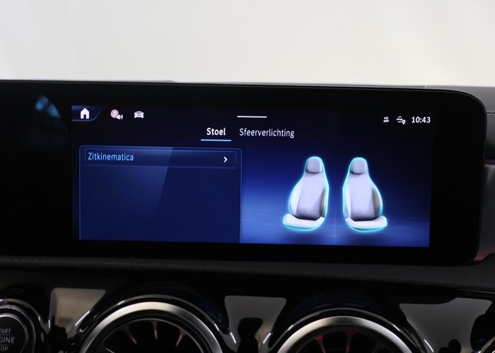 Mercedes-Benz CLA-Klasse 180 Business Solution AMG