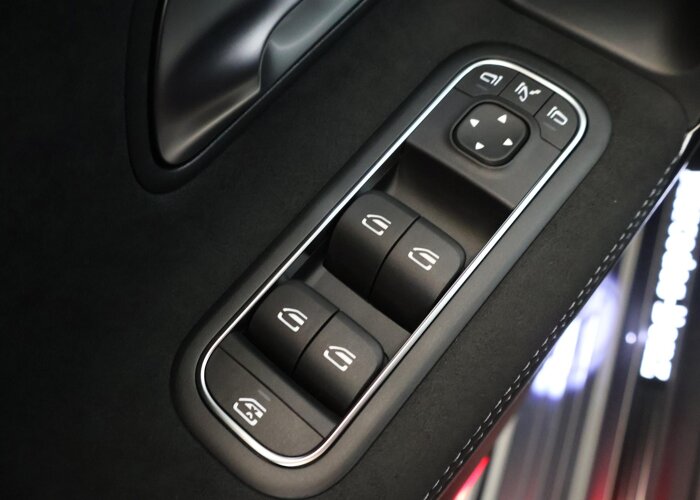 Mercedes-Benz CLA-Klasse 180 Business Solution AMG