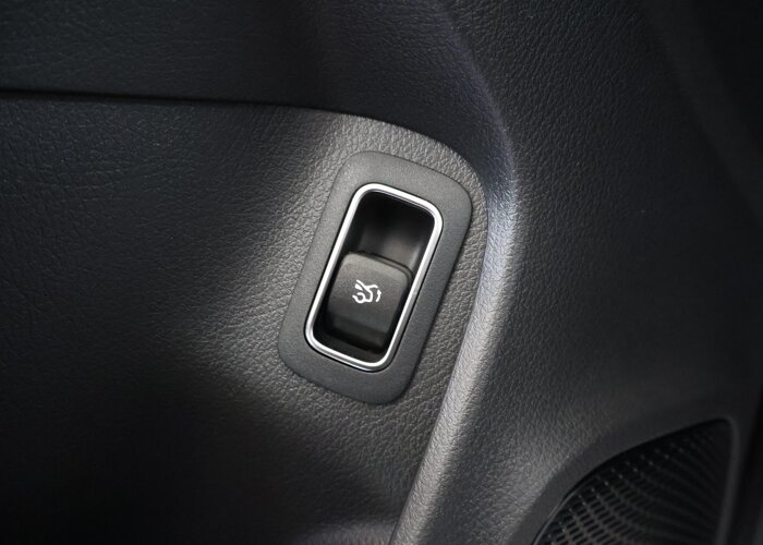 Mercedes-Benz CLA-Klasse 180 Business Solution AMG