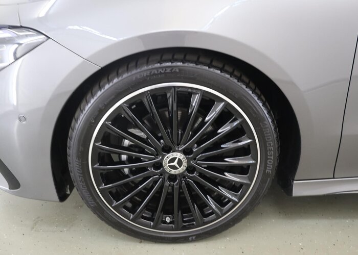 Mercedes-Benz CLA-Klasse 180 Business Solution AMG