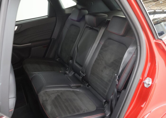 Ford Kuga 2.5 PHEV ST-Line X