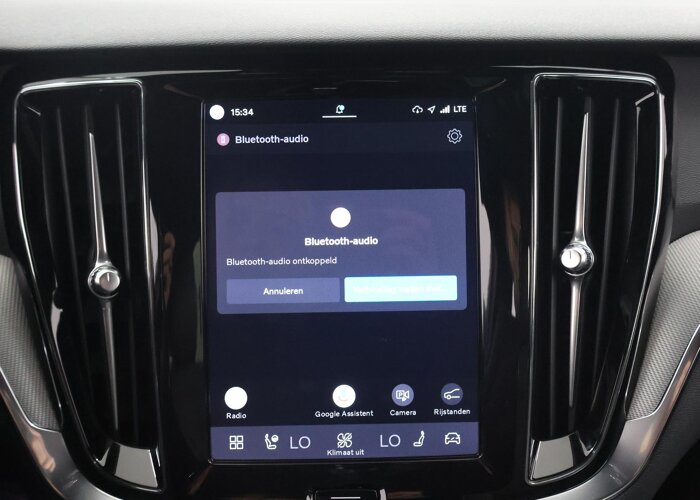 Volvo V60 2.0 T8 Plug-in hybrid AWD Plus Dark