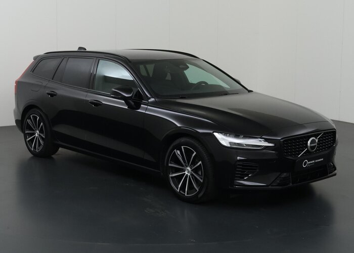Volvo V60 2.0 T8 Plug-in hybrid AWD Plus Dark
