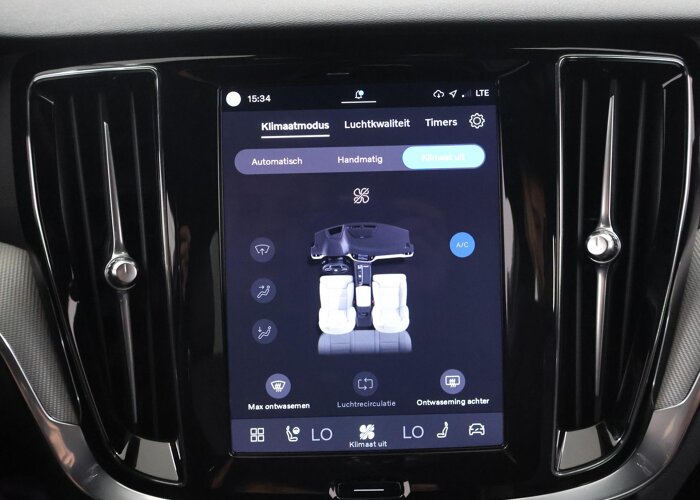 Volvo V60 2.0 T8 Plug-in hybrid AWD Plus Dark