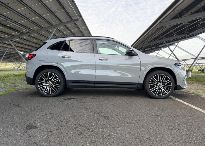 Mercedes-Benz GLA 250 e 140 Years Edition