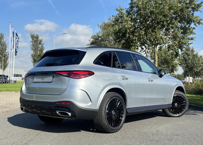Mercedes-Benz GLC 300e 4MATIC Sport Edition