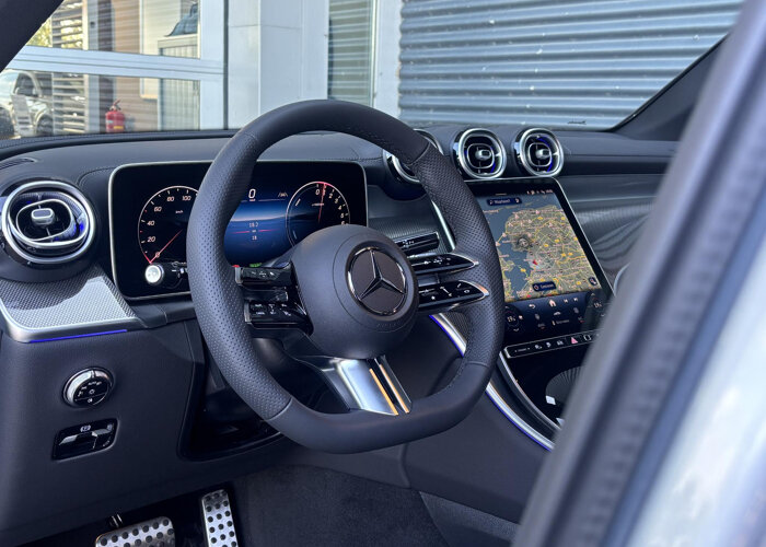 Mercedes-Benz GLC 300e 4MATIC Sport Edition