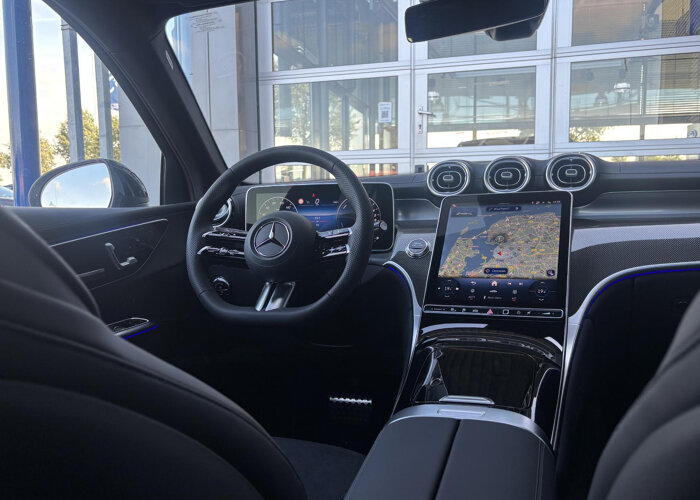 Mercedes-Benz GLC 300e 4MATIC Sport Edition
