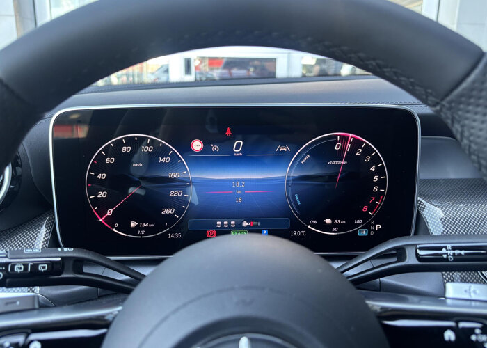 Mercedes-Benz GLC 300e 4MATIC Sport Edition