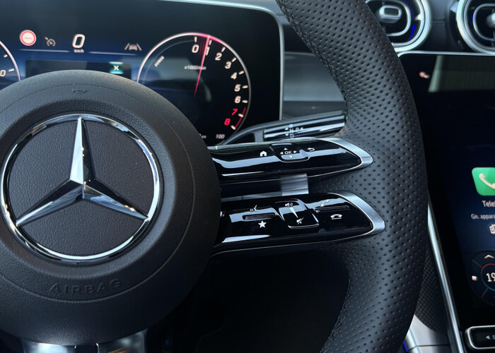Mercedes-Benz GLC 300e 4MATIC Sport Edition