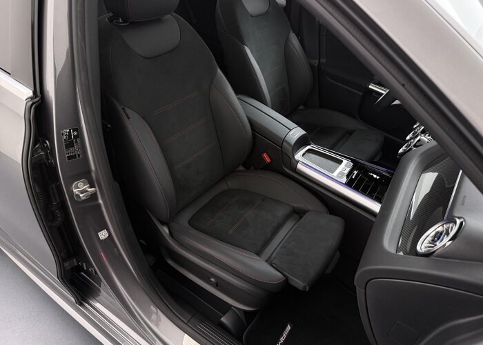 Mercedes-Benz B-Klasse 250 e Business Solution AMG