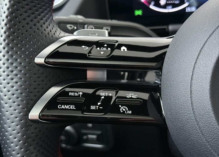 Mercedes-Benz B-Klasse 250 e Business Solution AMG