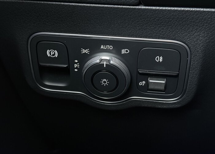Mercedes-Benz B-Klasse 250 e Business Solution AMG