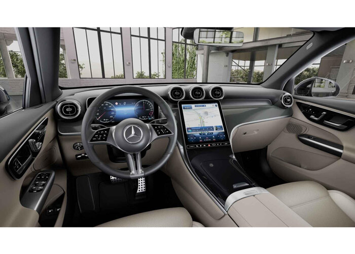 Mercedes-Benz GLC 300e 4MATIC Luxury Line