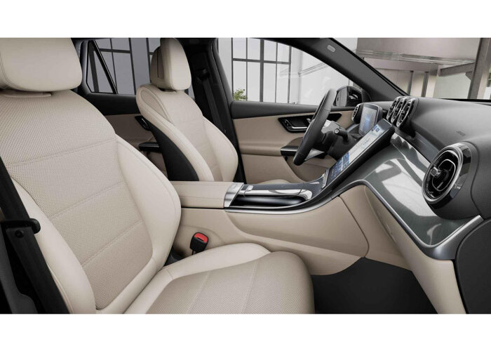 Mercedes-Benz GLC 300e 4MATIC Luxury Line