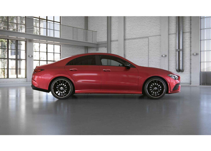 Mercedes-Benz CLA-Klasse 180 AMG Line